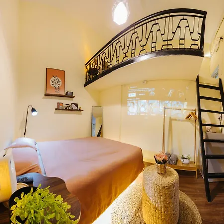 Jinzinhome/ Cozy House Near Train Street/ Netflix